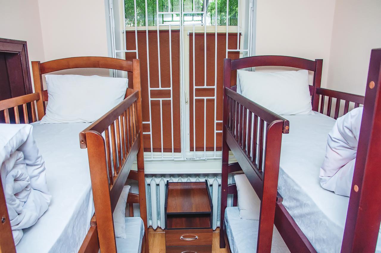 Globus Hostel Kijev Kültér fotó